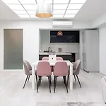 Luxurious Karoly Apartment In The Heart Of Budapest