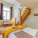 Supercentral Boutique Suite