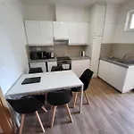 Hi Downtown Apartment A513