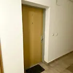 Keleti Apartment - R8