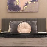 Izabella Apartment