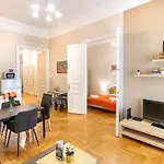 Orangehomes Kalvin Sq 2 Bedroom Apartment