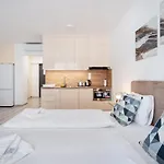 Copper Beech Apartment