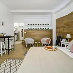 Great Market Hall Cozy Studio In A Quiet Street