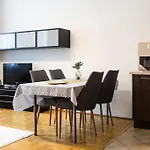 Venus Apartments - Gozsdu Court III