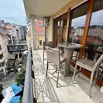 Charlies Apartment Budapest With Free Garage
