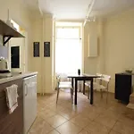 Ecostay Apartment By The Basilica