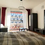 Cozy Apartment At Hero\'S Square