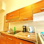 Central Studio Flat