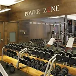 City Center Apartment With Gym & Spa