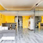 Balzac Apartment By Westend Mall With Balcony, Ac
