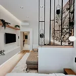 Paulay 11 Center Designer Apartment