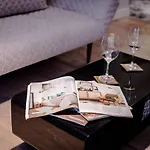 Stunning New Central Home Near Basilica