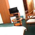 Broadway City Guesthouse