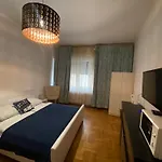 Monolit Budapest Center Guesthouse