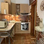 Rustic Apartman In The Jewish Quarter
