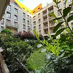 Skyhome By Artemisia Apartments