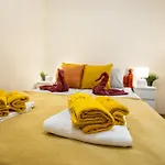 Sunhill Apartment Next To The Buda Castle