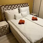 Luxury Cordia Apartment With Free Parking