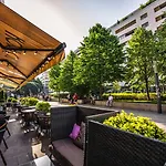 Corvin Promenade Crystal