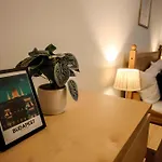 R171 Elitehost Raday Apartment