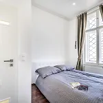 Opera Luxury Studio Apartment