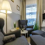 K40 Romantic Deluxe Studio In The City Center