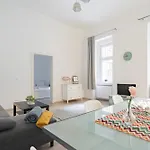 Casabella Apt - 2 Bedroom Near To Andrassy Ave