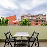 Park Residence Blue Suite- Free Parking