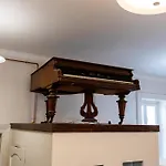 Urban Rooms