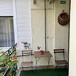 Budapest Diamond Flat