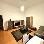 Csengery Apartment