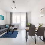 Gde Rakoczi 27 Apartmant