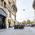 Super Central Convenient Apartment