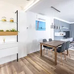 Exclusive & Central Duplex Residence By Prestige Homes