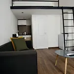 Standard Apartment By Hi5- Bajcsy 63