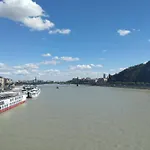 Free Parking, Balcony, Near To City Park