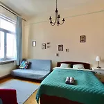 Budapest City Views Apartments