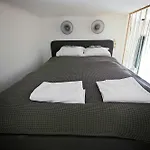 Downtown Bussin\' Apartment