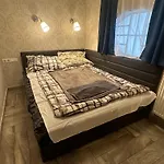 Bright Apartment In The Most Beautiful Street Of Budapest Vaci Street, Fashion Street