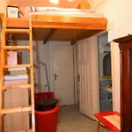 Downtown Cozy Private Studio For 1-2 People