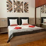 Paprika Apartment Studio