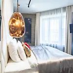 Ultra Central Luxury