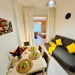 Central Comfort Oasis - District 9