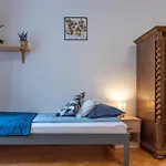 Viol Apartment