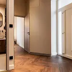 Acacia Luxury Apartment