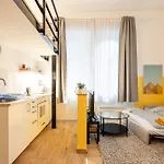 Charming Studio In The Heart Of The Jewish Quarter W41 Yellow