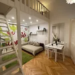 Downtown Majestic Apartment