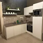 Fashion Street Luxury Apartment