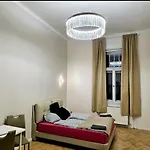 Designer Apartments Near Kalvin Square